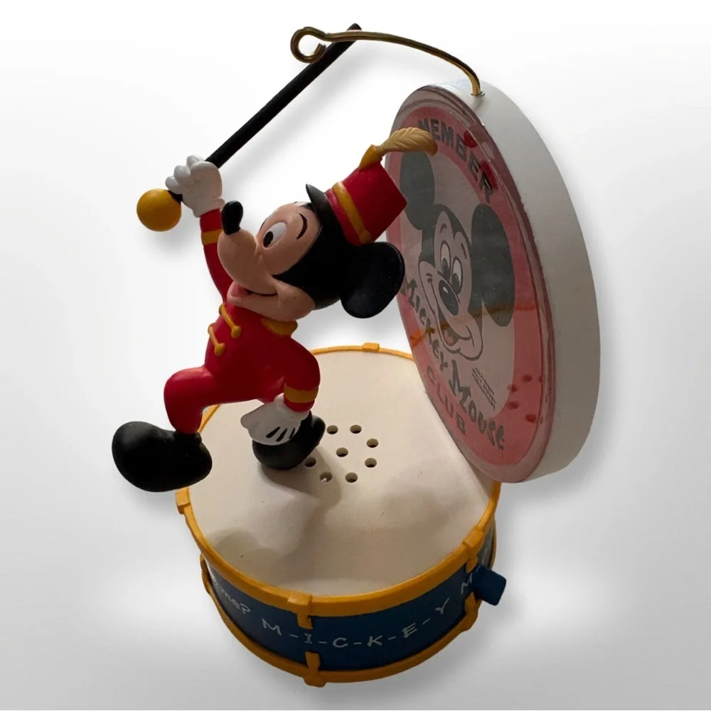 HALLMARK DISNEY 50 YEARS OF MUSIC & FUN - MARCHING MICKEY SOUND, MUSIC, & LIGHTS